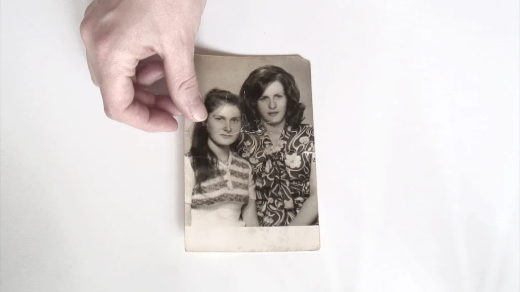 Suada Demirović, Family Album, 2008, video still